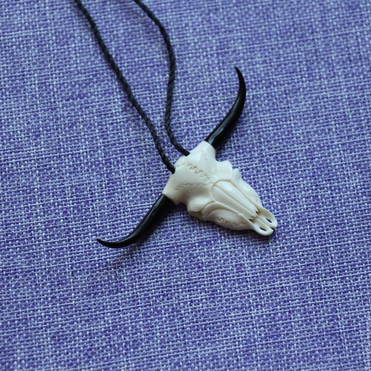 Подвеска череп быка