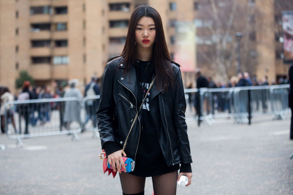 Джинсовка и свитер