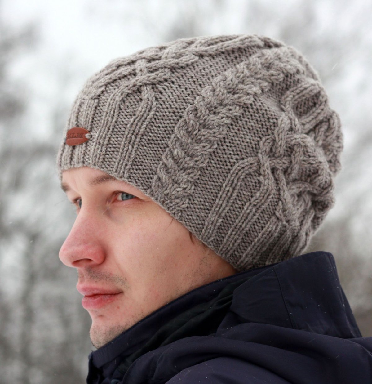 Мужская шапка спицами