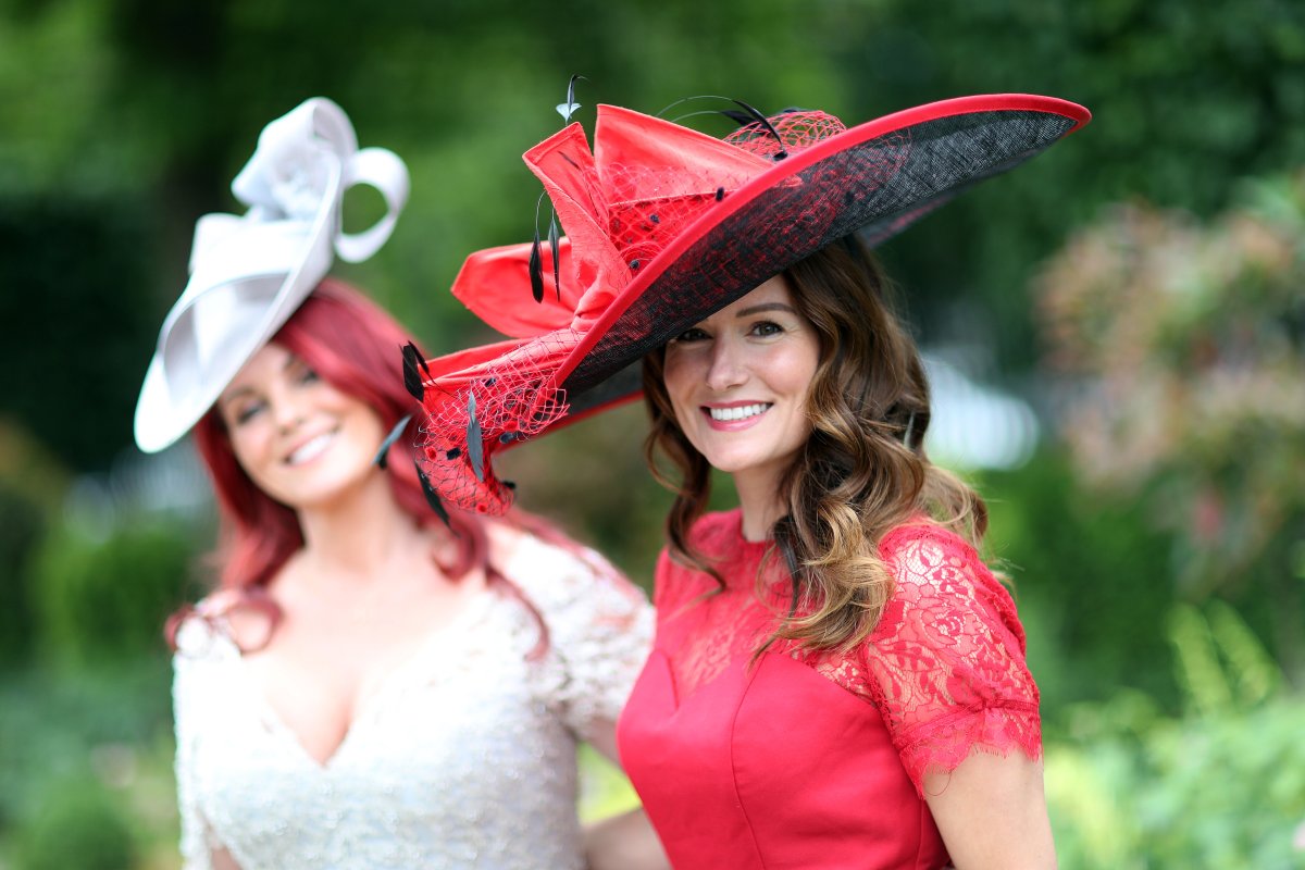 Образ для скачек женский