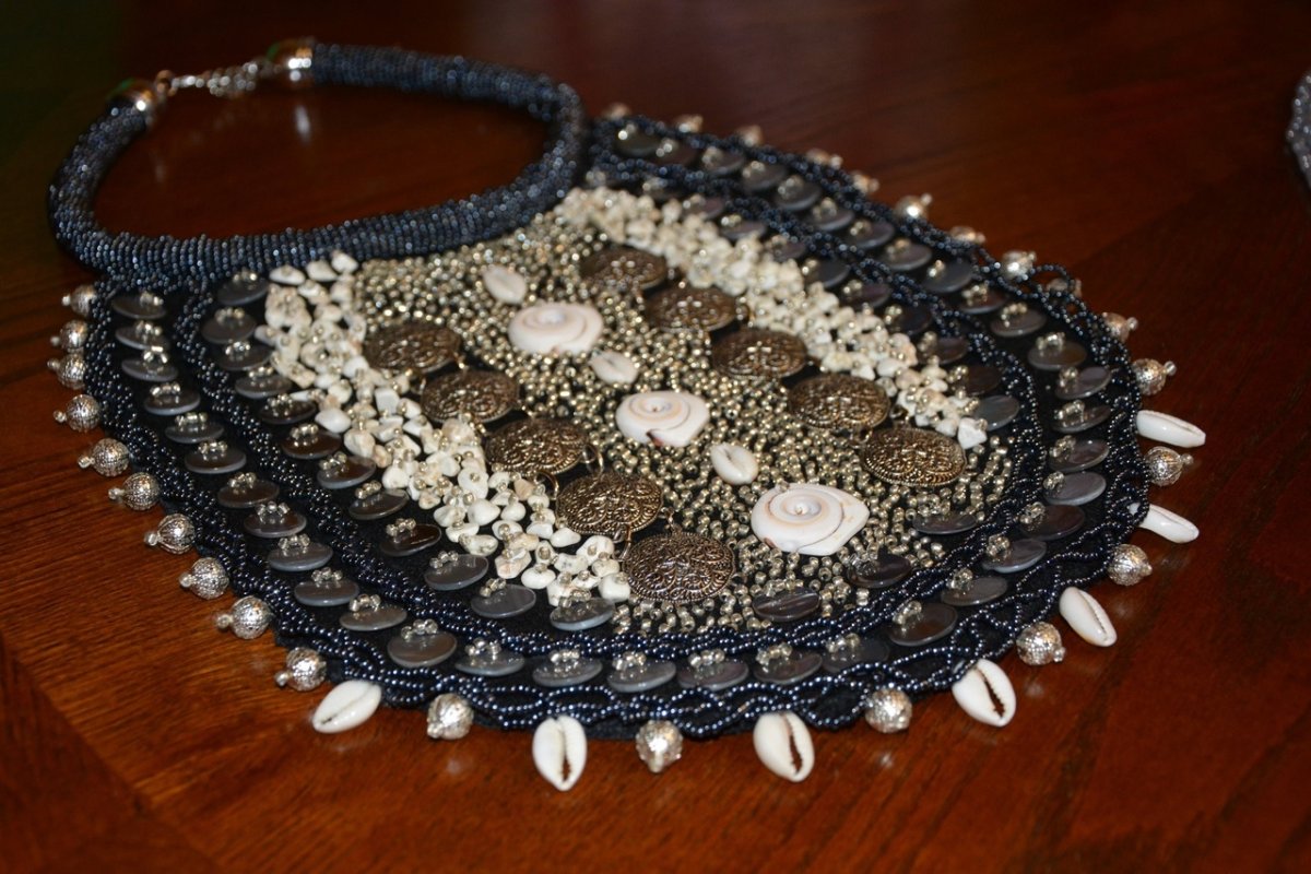 Вязаные нагрудники башкирские