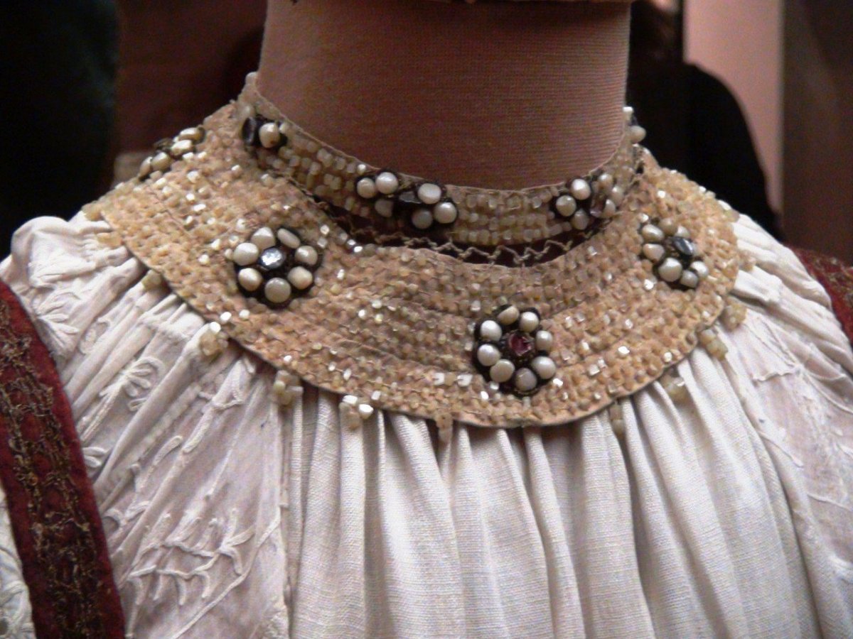 Старинные русские украшения