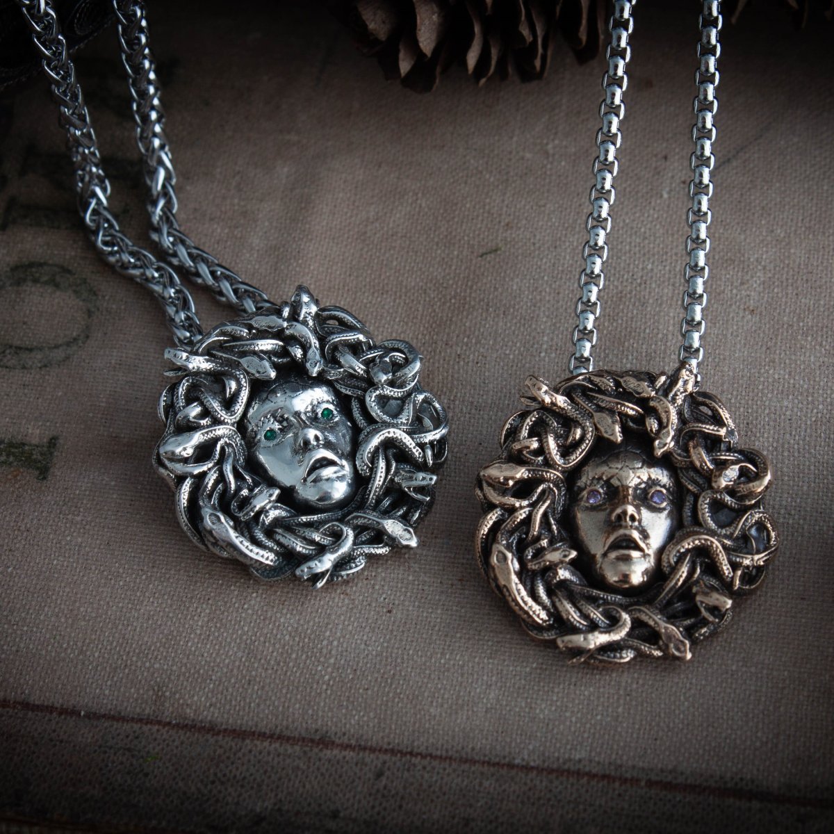 Золотой Уроборос кулон