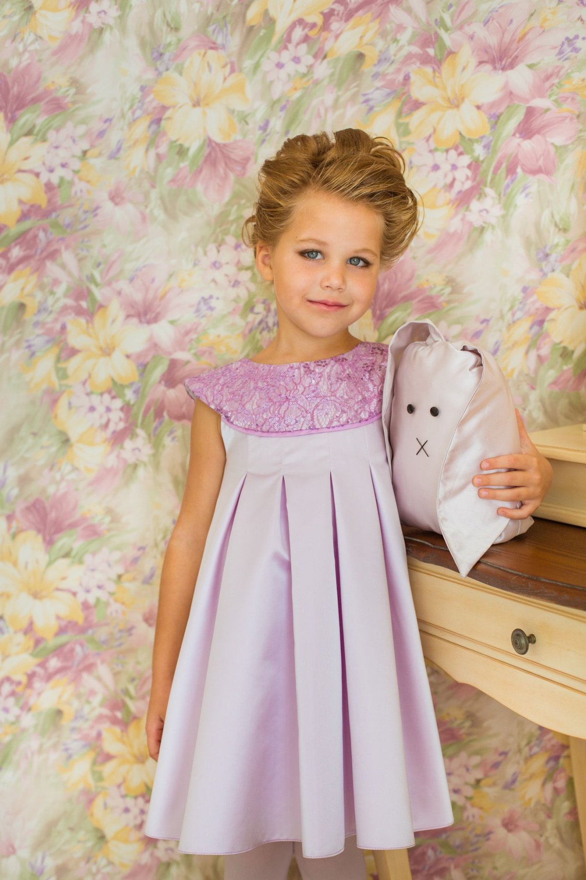 Нарядное платье для девочки