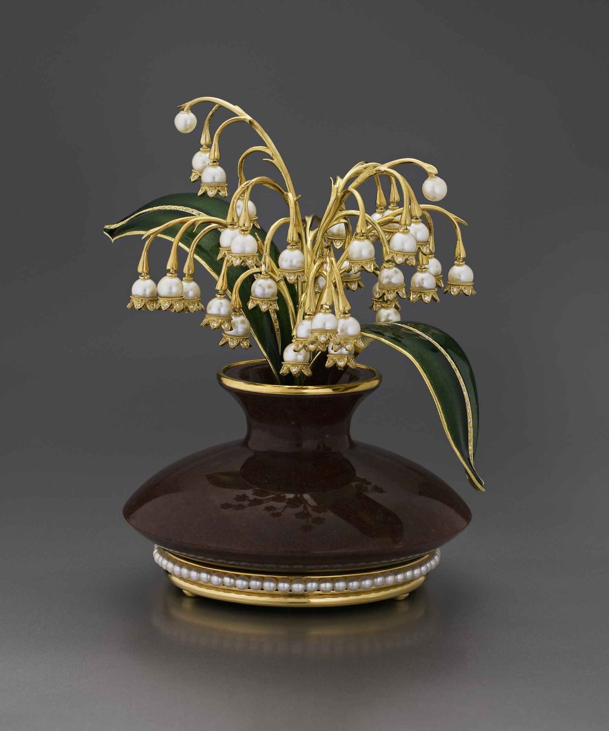 Колье с ландышами