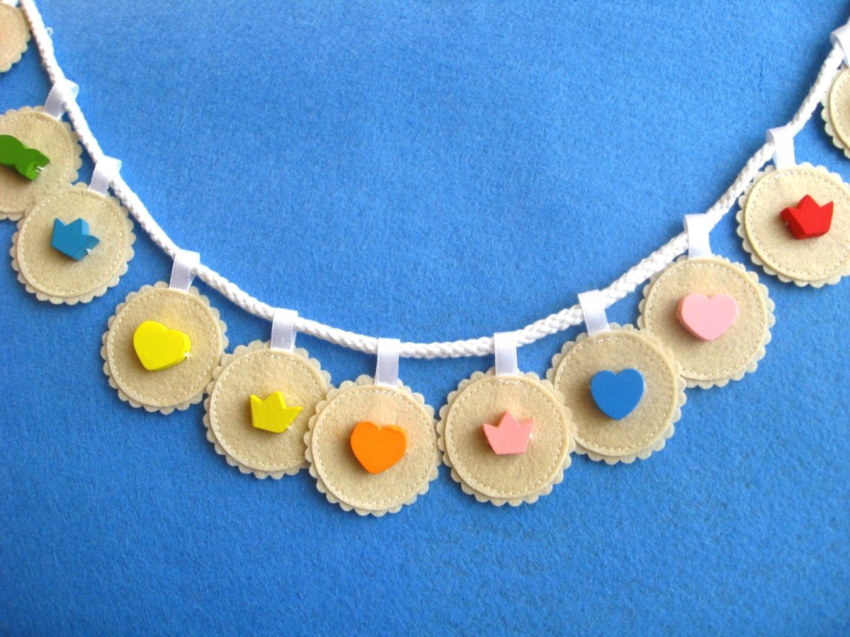 Фетровые гирлянды новогодние