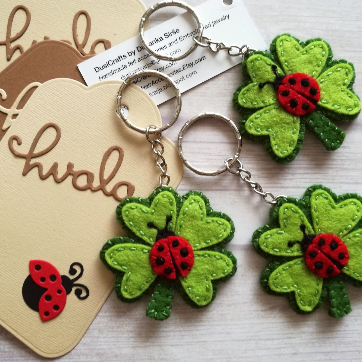 Брелок для ключей из фетра