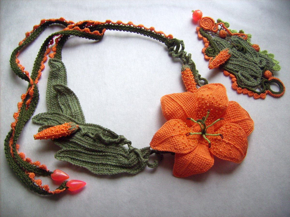 Вязаные украшения