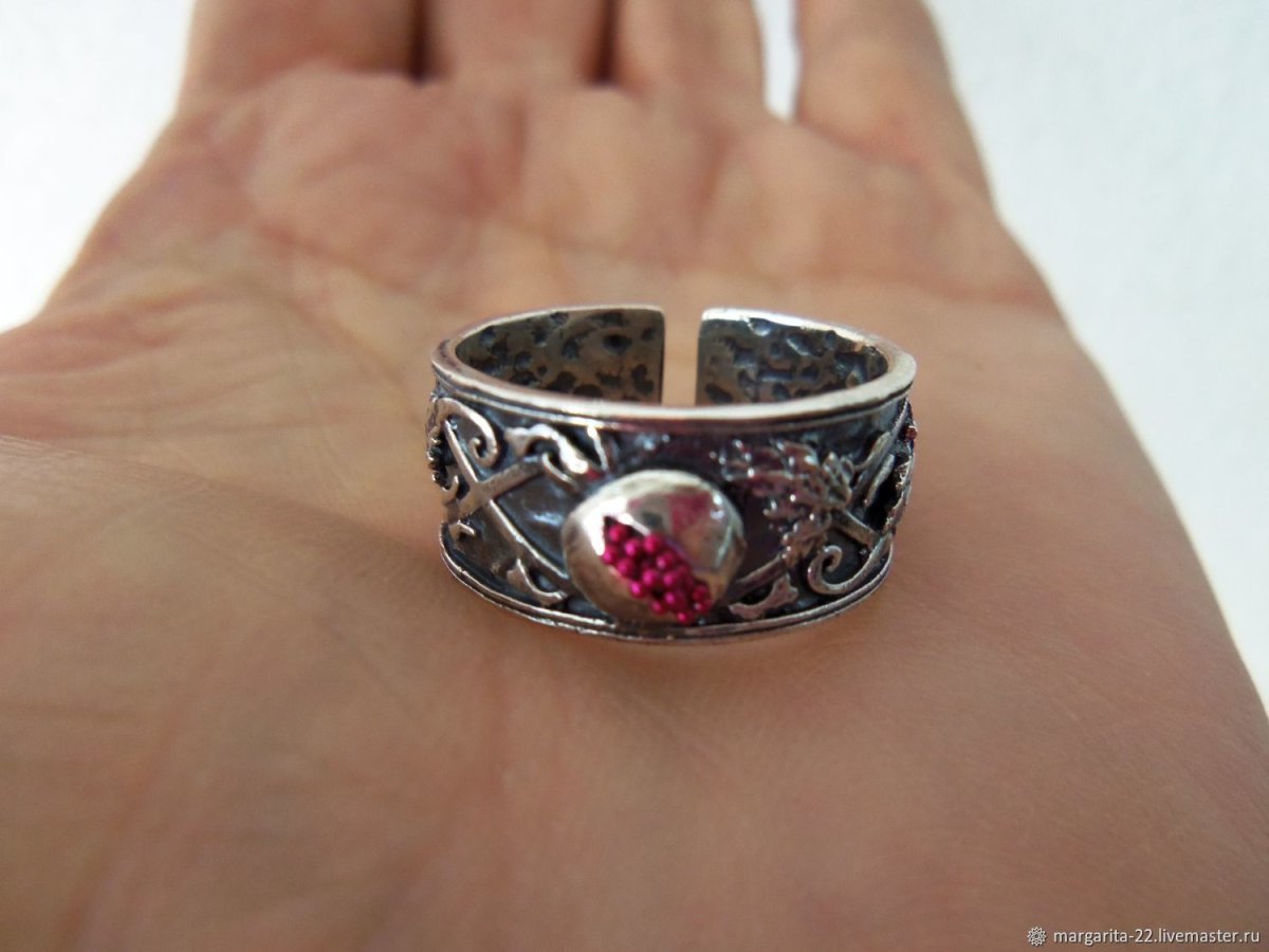 Серьги треугольные eca002