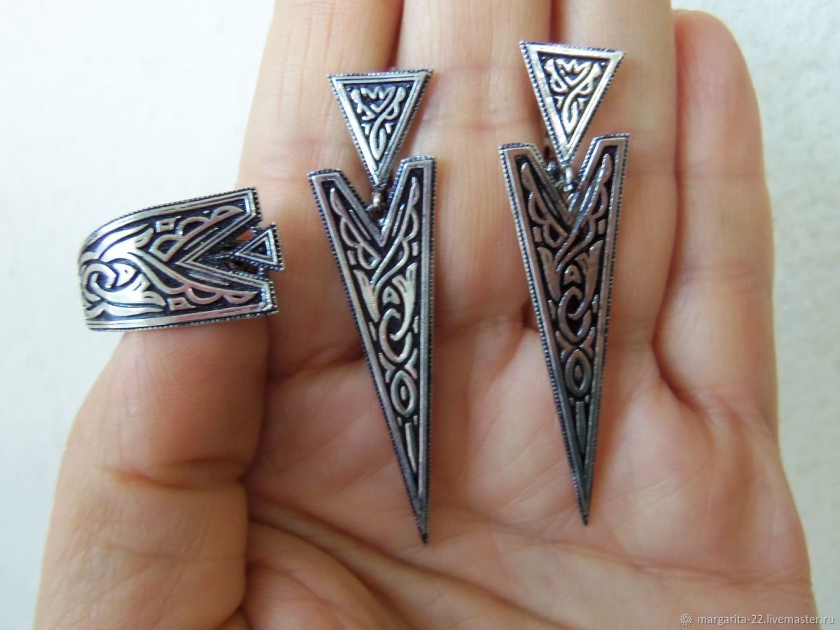 Серебряные украшения