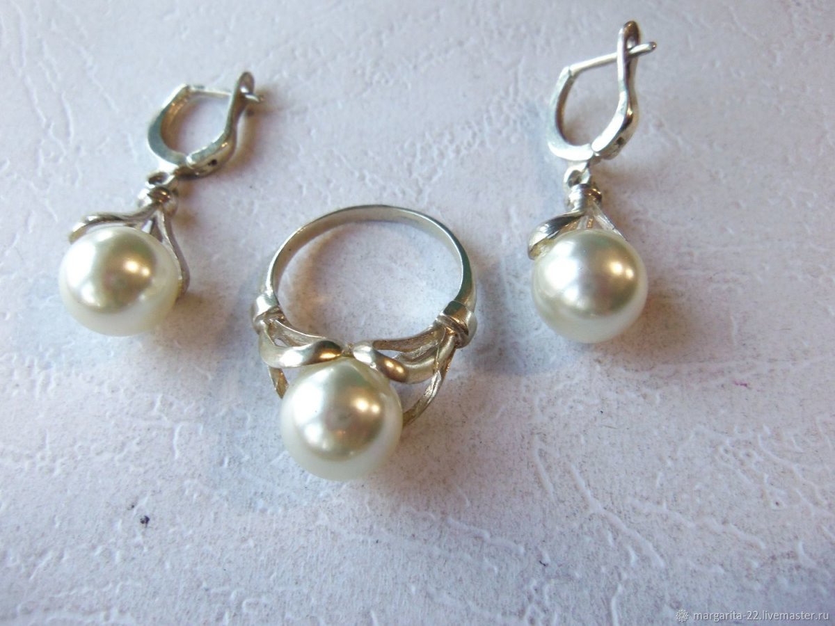 Ювелирные украшения из серебра из Армении