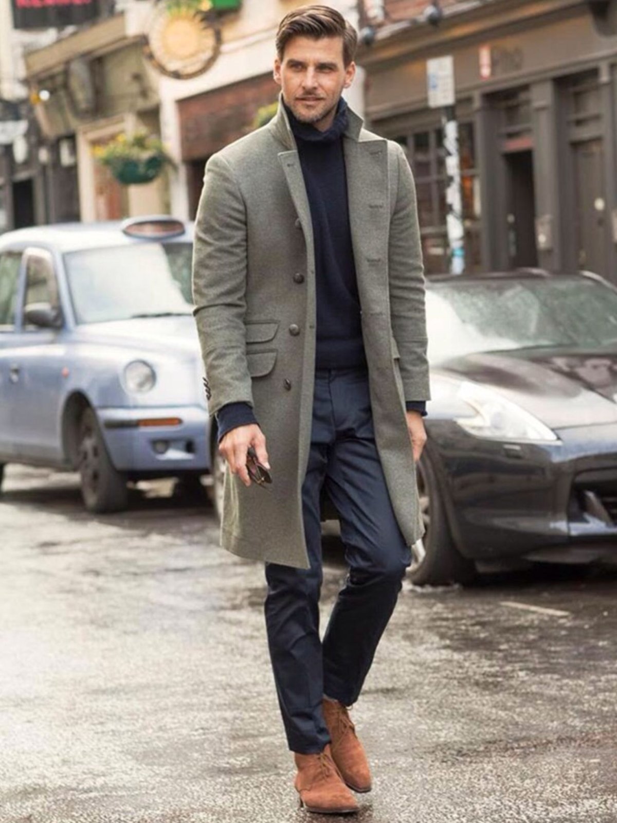 Мужское пальто кэмел с шарфом