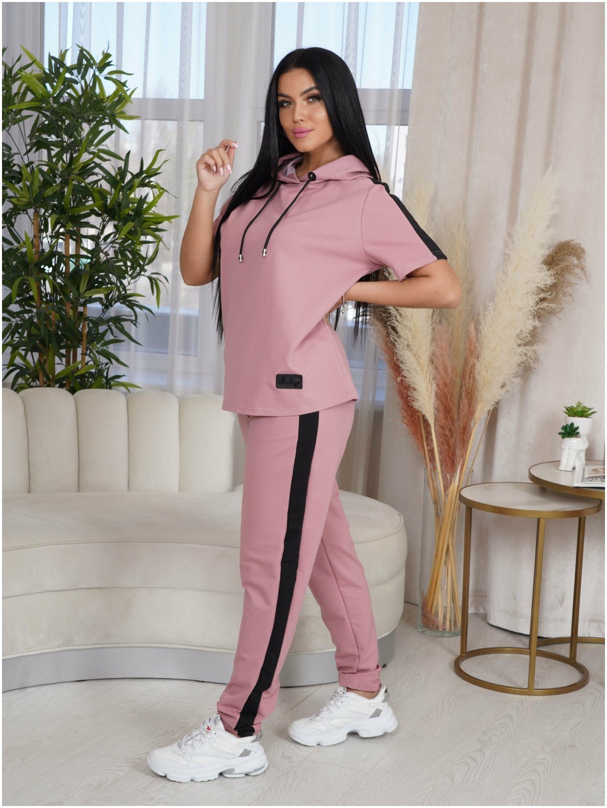 Трикотажный костюм с шортами оверсайз