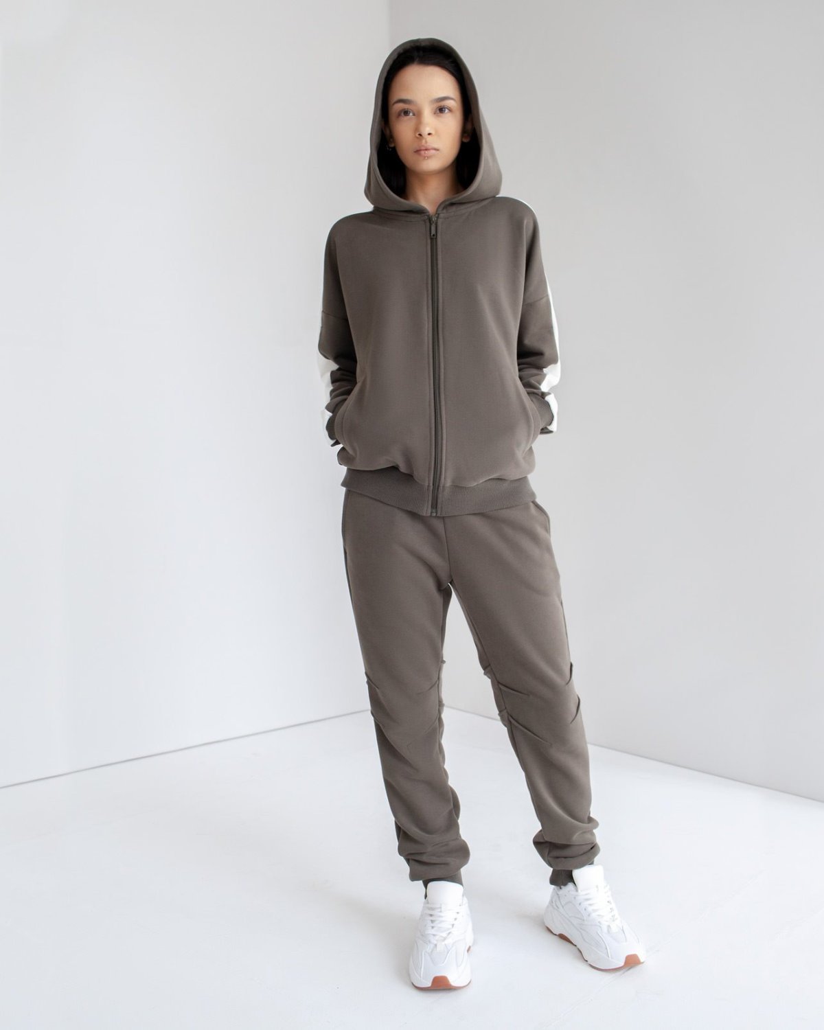 Комбенищон женский спорт