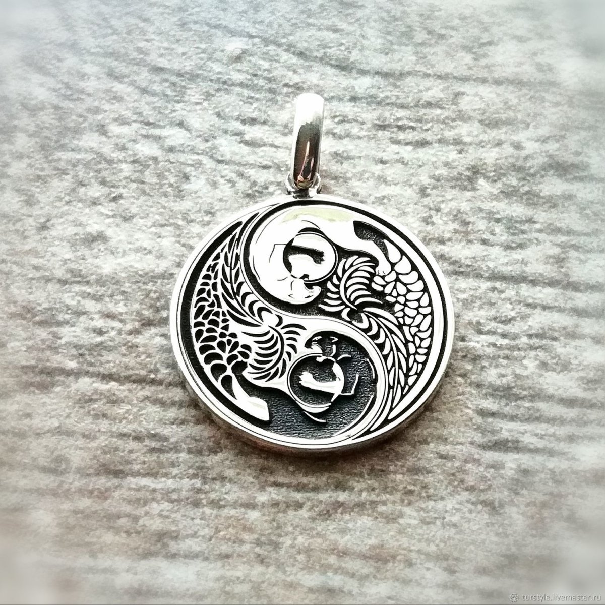 Инь Янь золотые ювелирные изделия