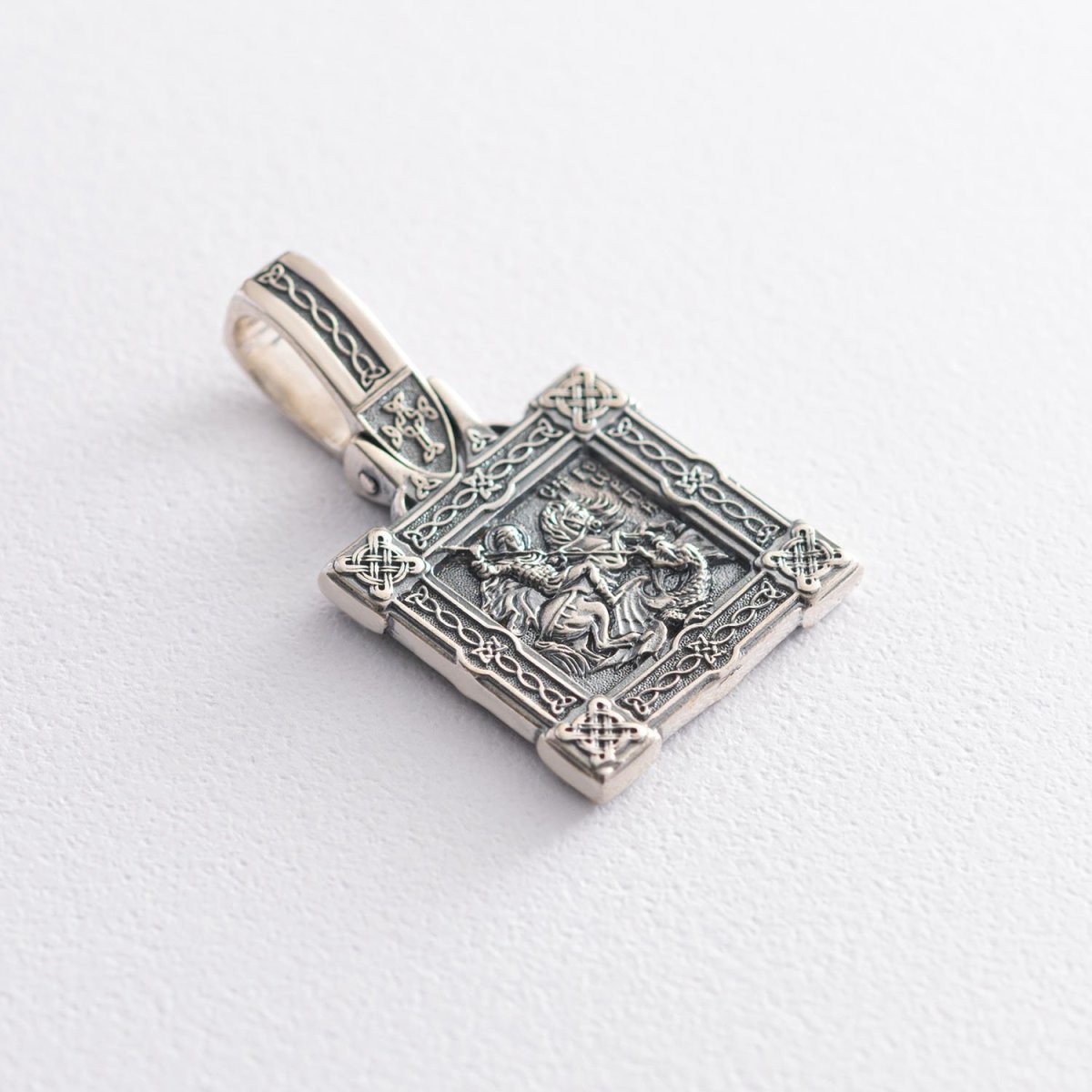 Кулоны для ношения церкви