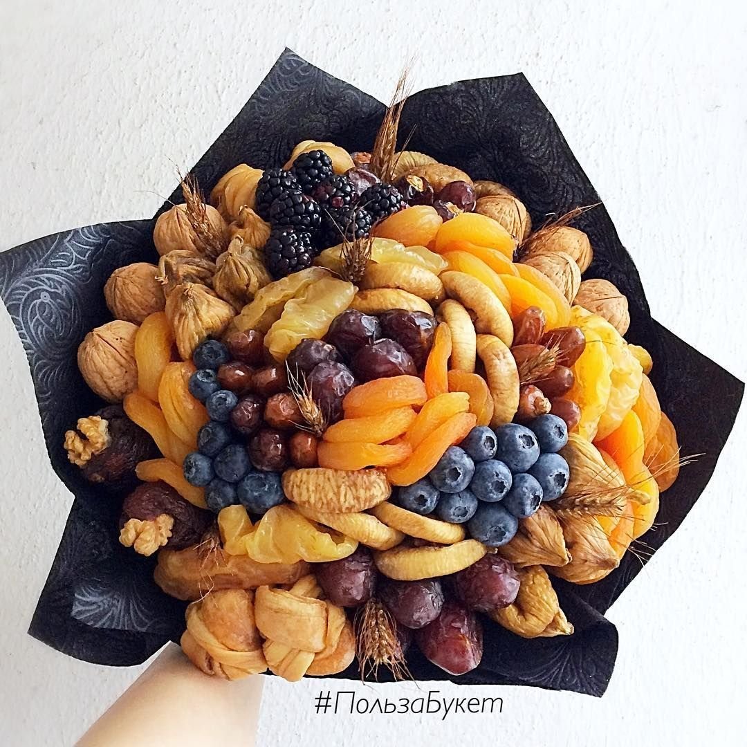 Букет из сухофруктов