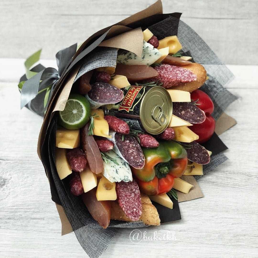 Корзина пиво и сухарики