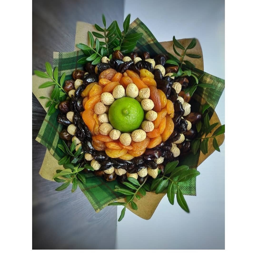 Букет из сухофруктов