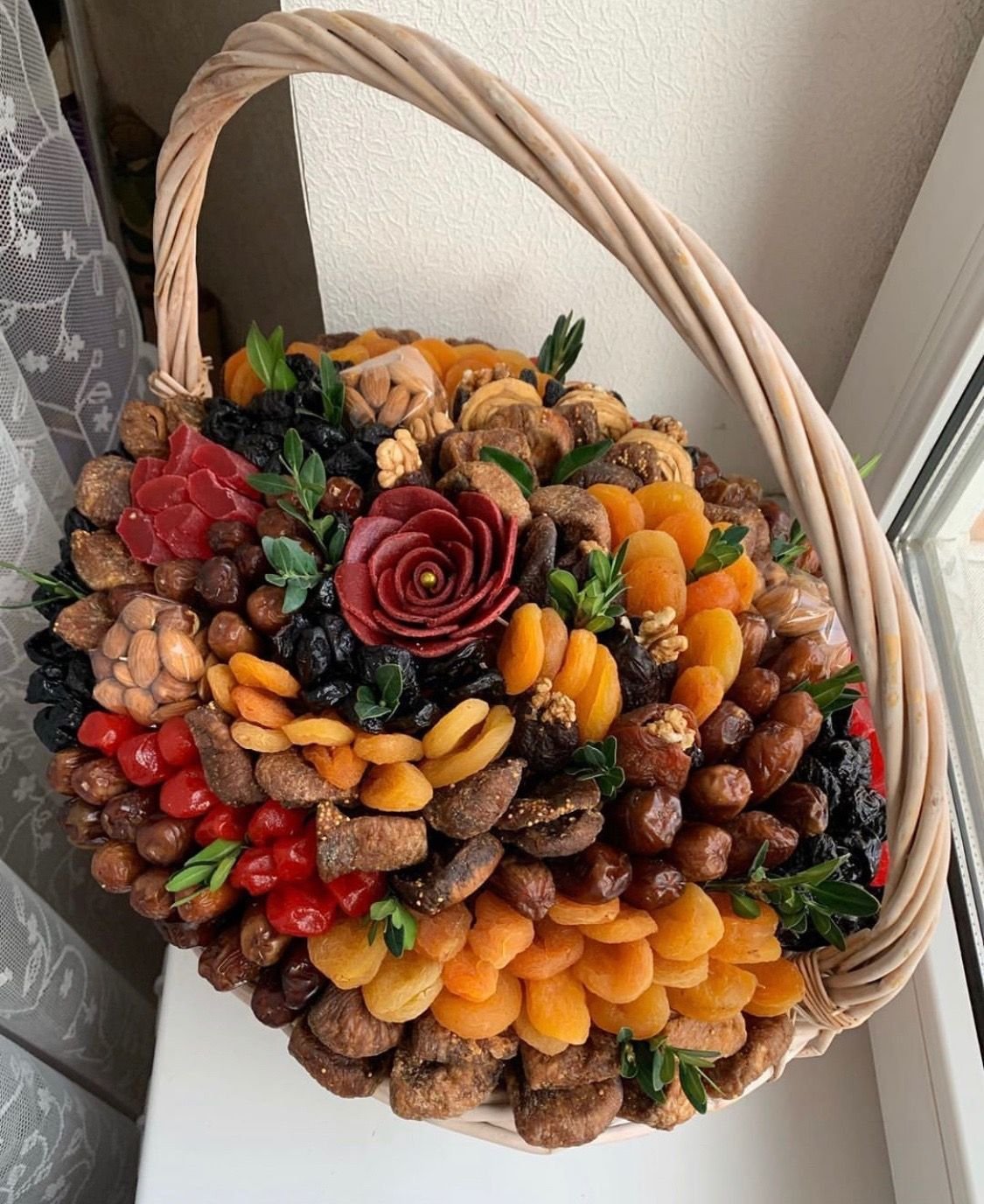 Голубой букет из сухофруктов