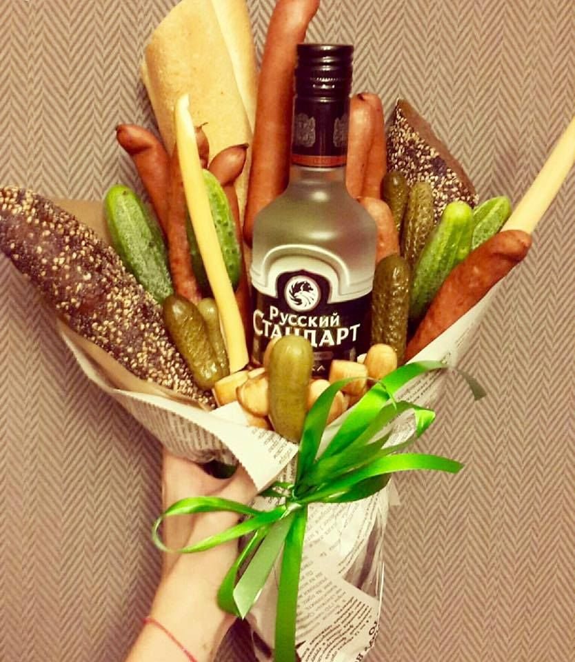 Букет из пива и закусок