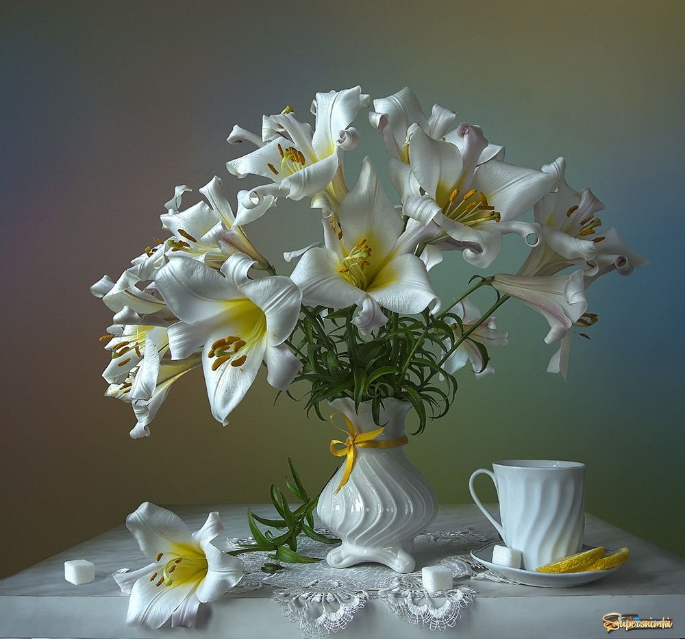 Цветы в вазе