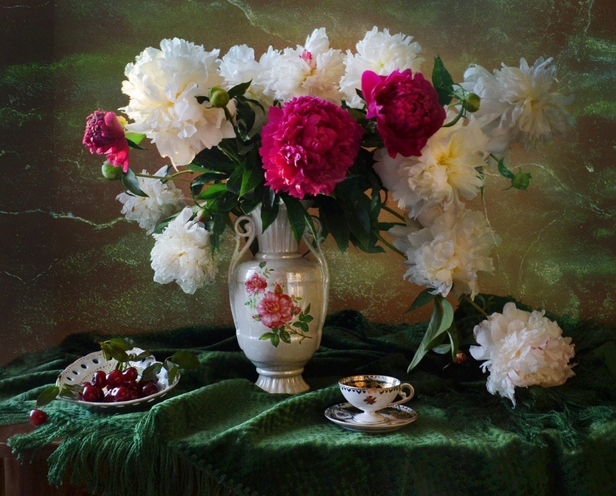 Людмила Костюченко Фотонатюрморты пионы