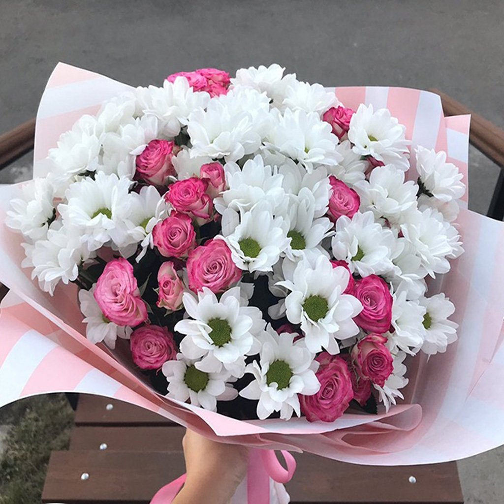 Букет "хризантемы и розы"