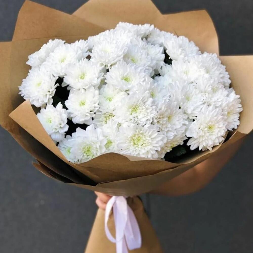 Букет из 11 хризантем кустовых хризантем Балтика