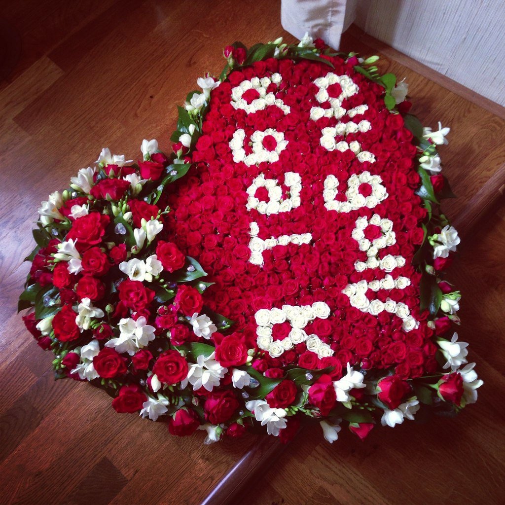 Любимой жене букет цветов