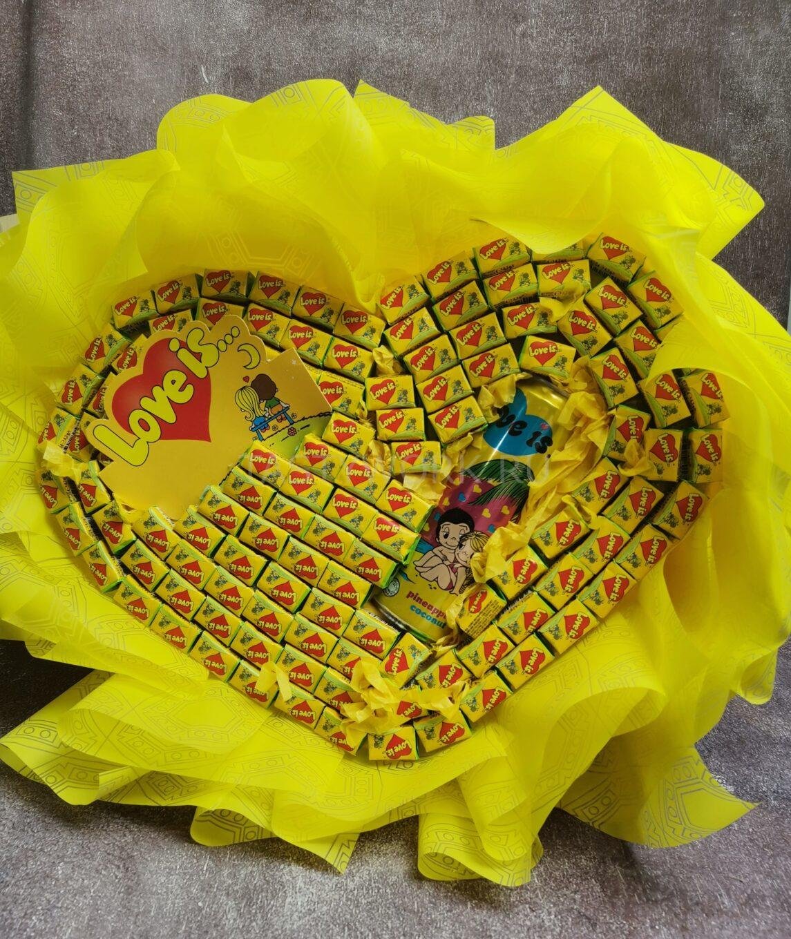 Букет из жвачек