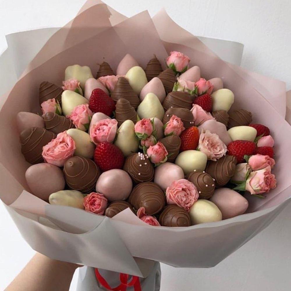 Клубника в шоколаде мини букет