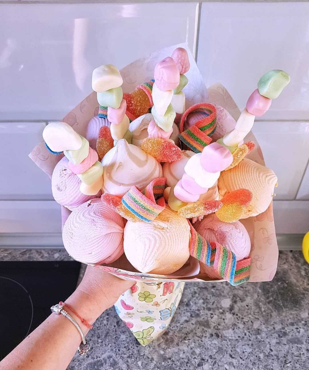 Сладкий букет из мармелада