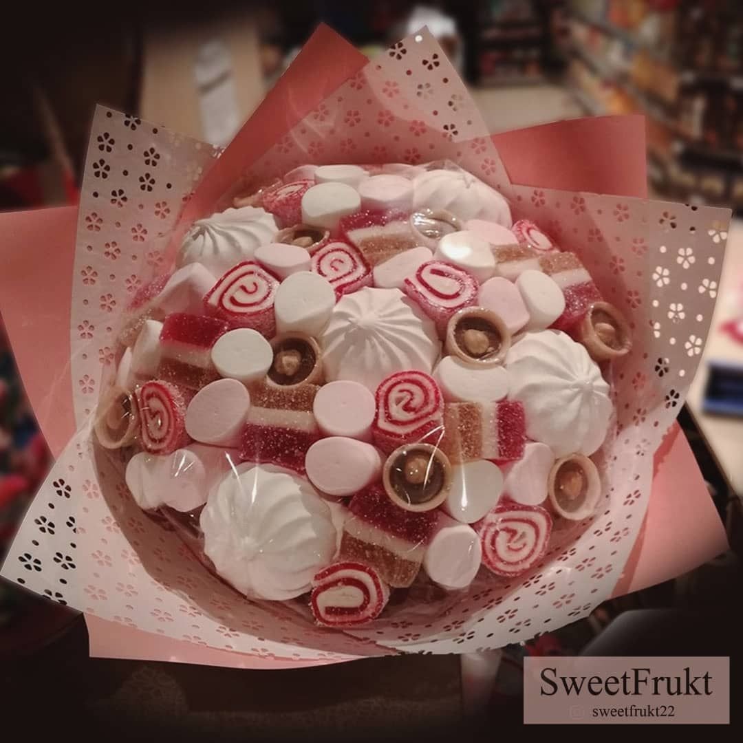 Шляпная коробка из Рахат лукума и сухофруктов