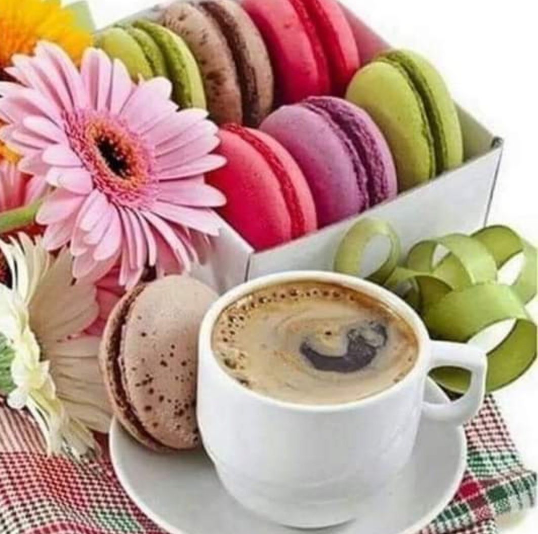 Кофе цветы и сладости