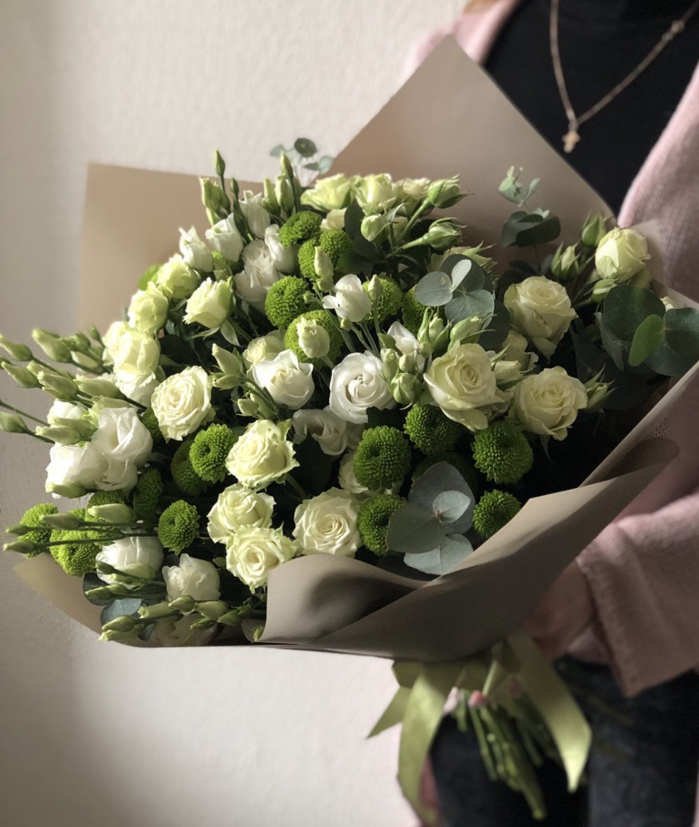 Эустома лизиантус букет