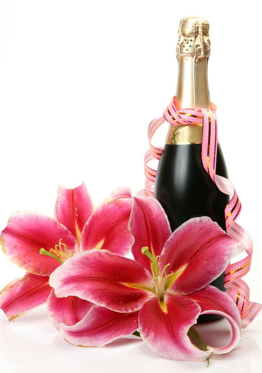 Шампанское на прозрачном фоне