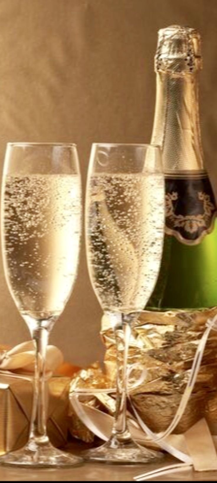 Бокалы для шампанского