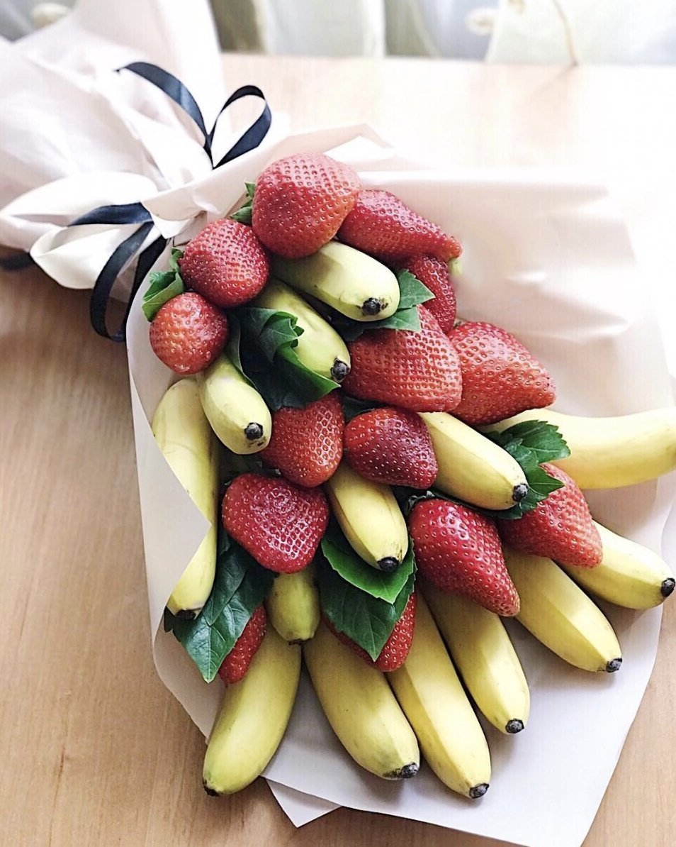 Подарок из фруктов