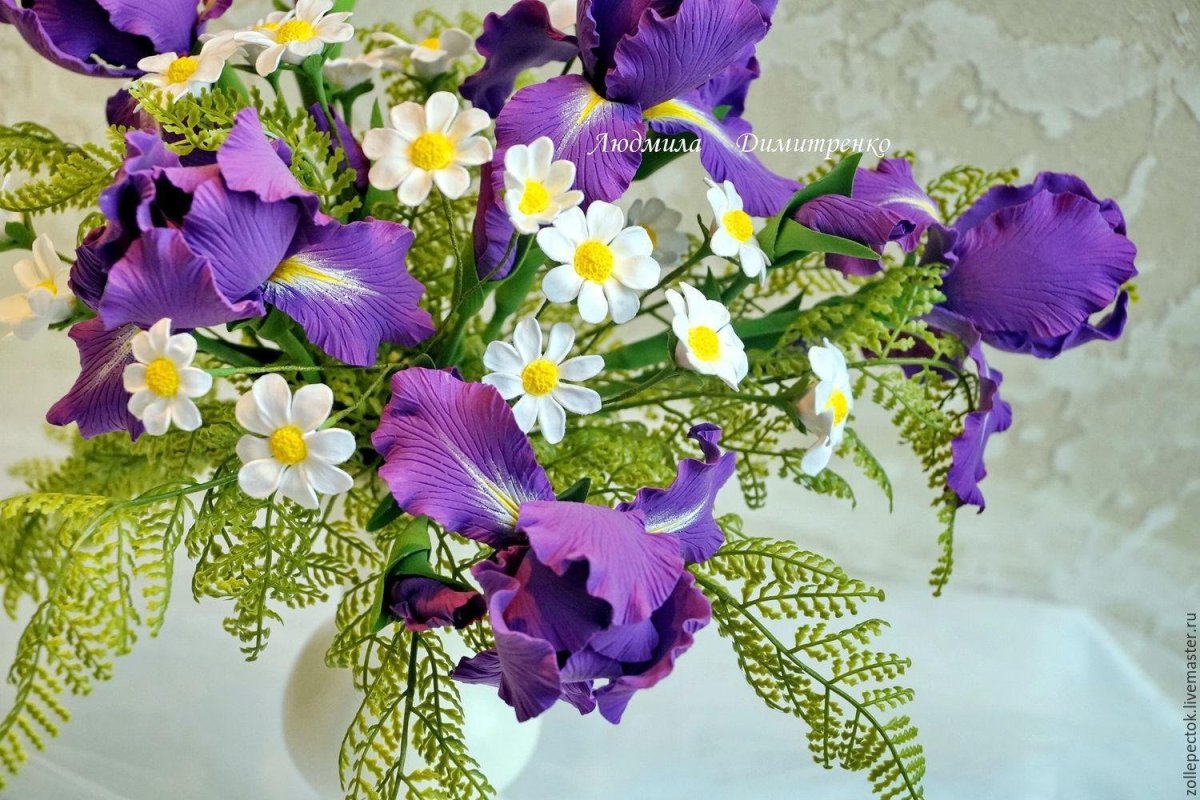 Сиреневые цветы открытка