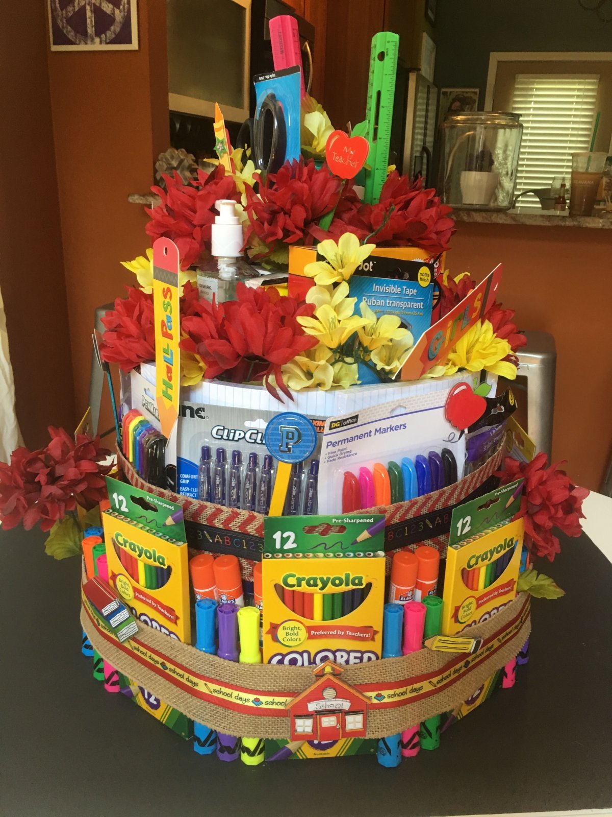 Оригинальный букет учителю