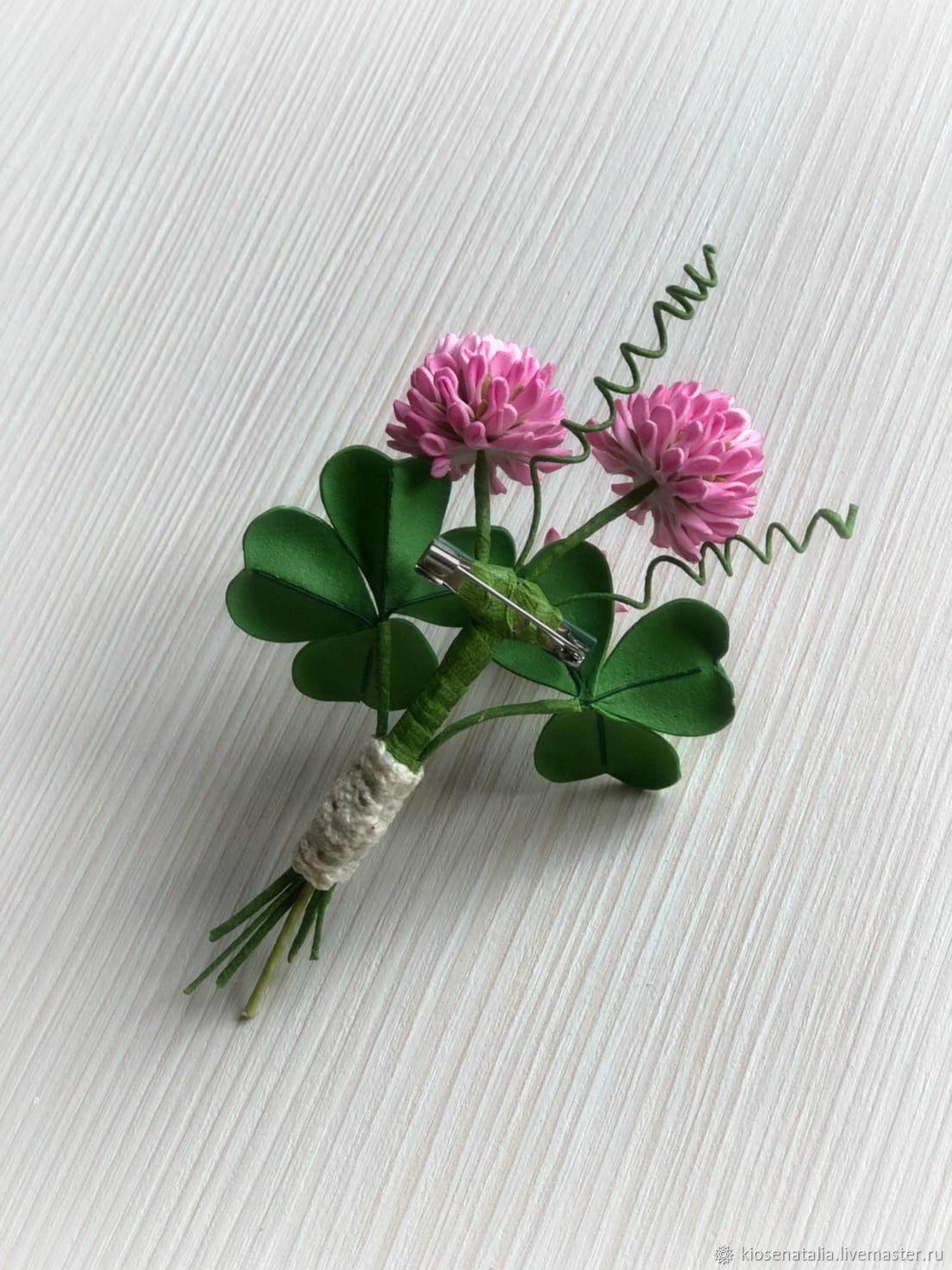 Букетик клевера