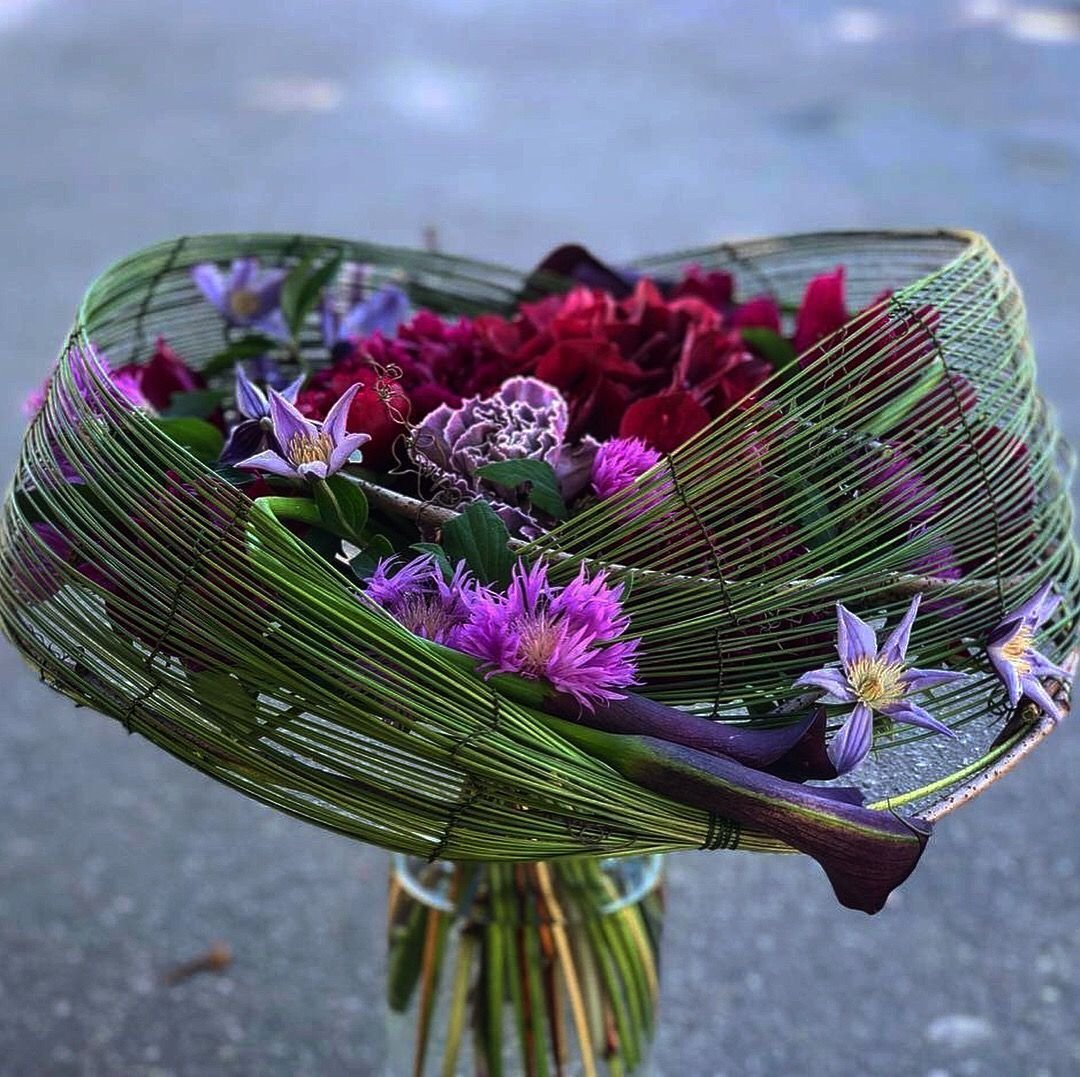 Эустома и альстромерия