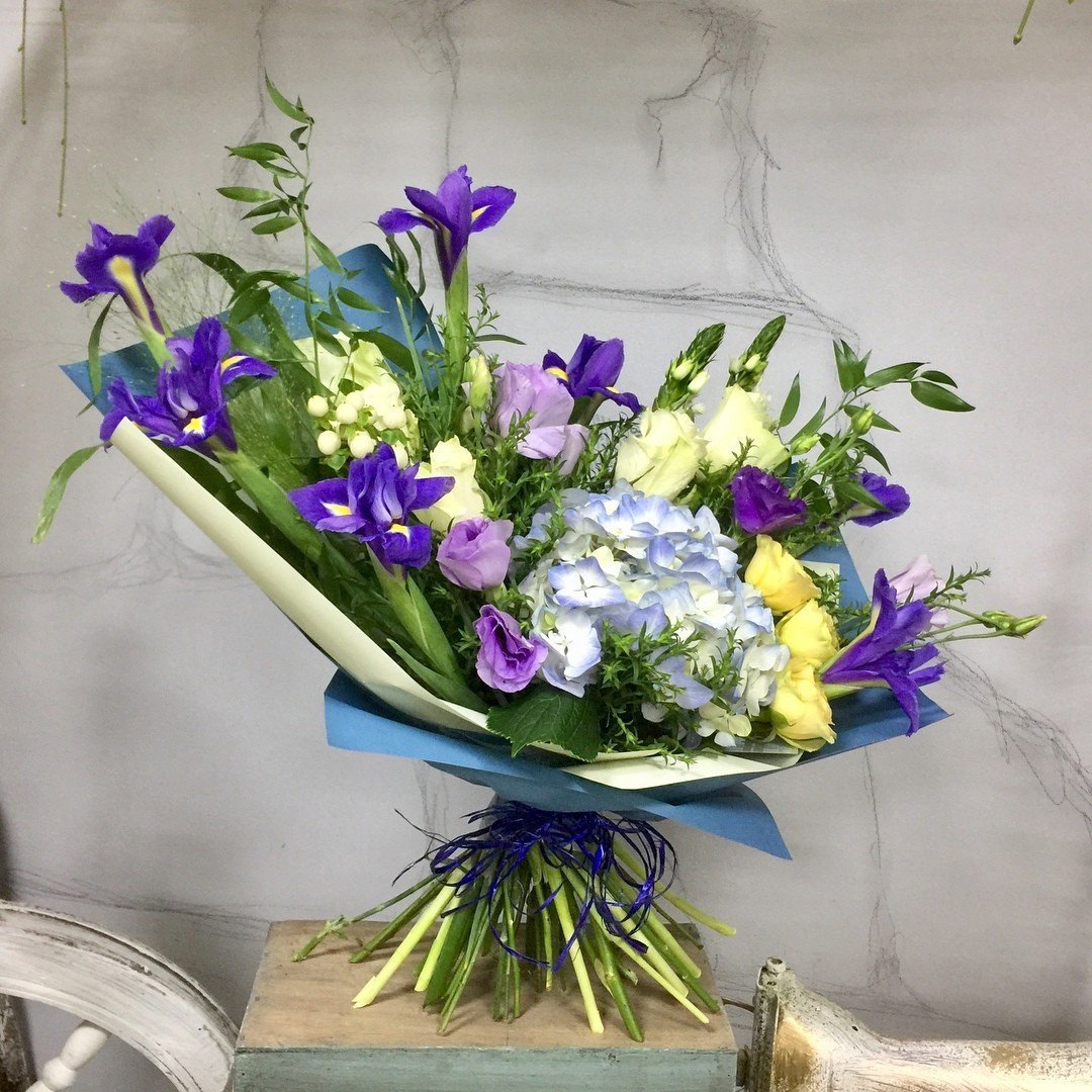 Сумочка с цветами живыми