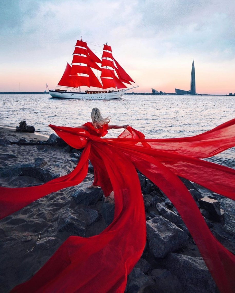 Парусник Алые паруса Питер