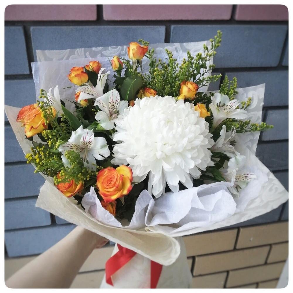 Букет Хризантема белая и солидаго