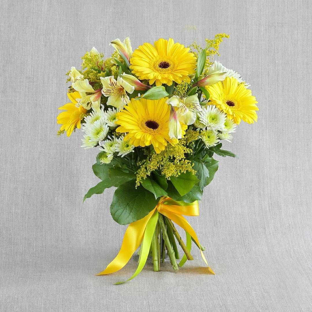 Букеты с солидаго и другими цветами