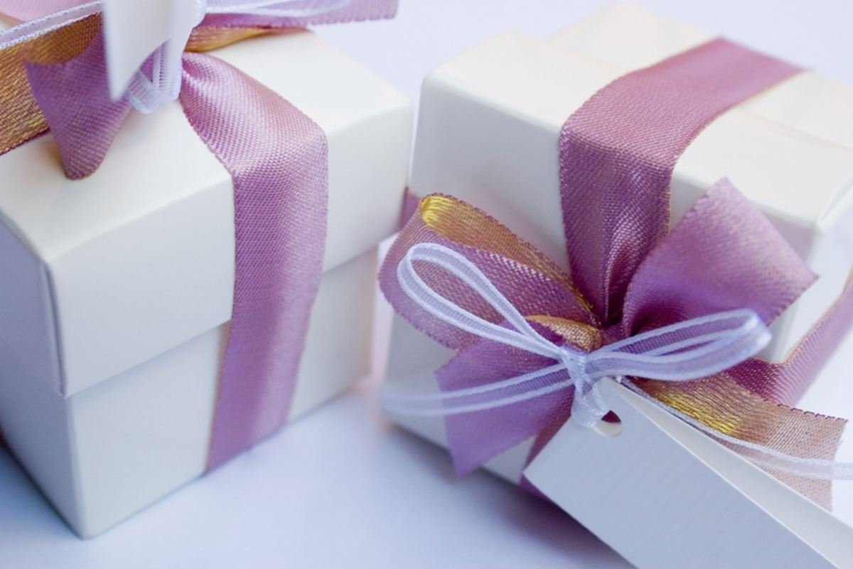 Тортик на столе