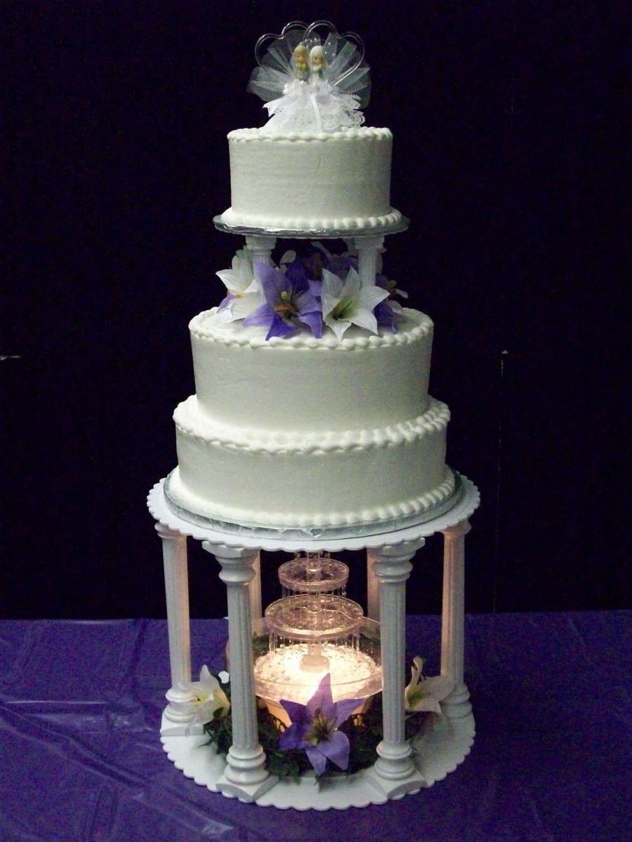 Парящий торт свадебный