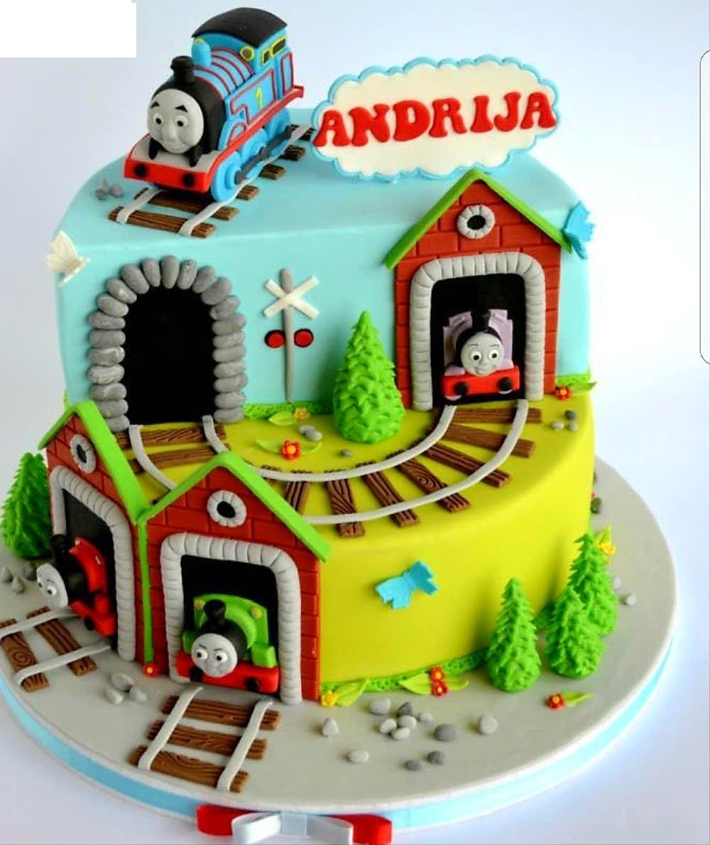 Торт паровозик Боб